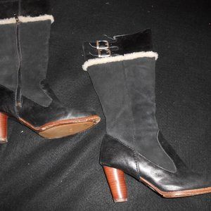 WOMAN'S UGG LEATHER BOOTS SIZE 7.5